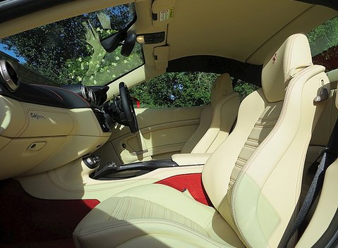 Ferrari California 14