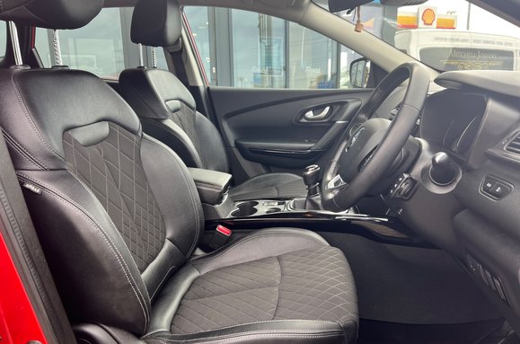 Renault Kadjar ICONIC 1.5 DCI 18