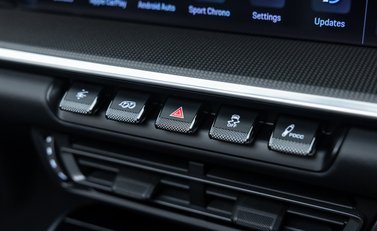 Porsche 911 Turbo S Cabriolet (992) 30