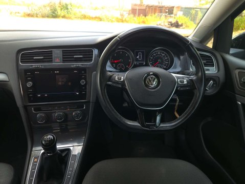 Volkswagen Golf 1.6 Golf SE Nav TDI BlueMotion Technology 5dr 19