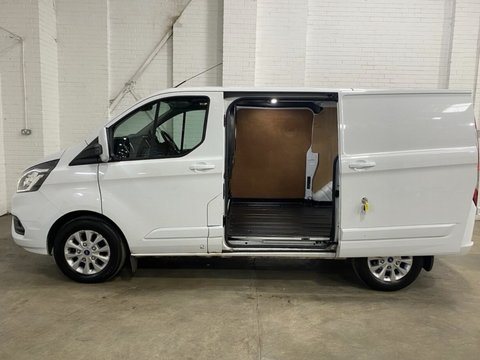 Ford Transit Custom 300 LIMITED P/V ECOBLUE 10
