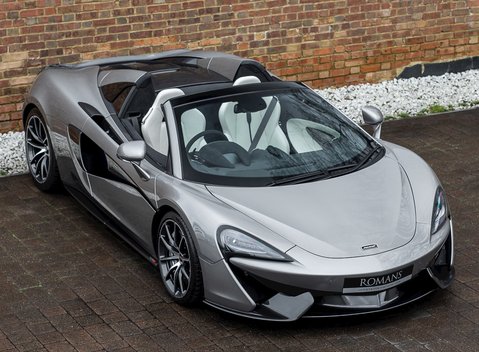 McLaren 570S Spider 10