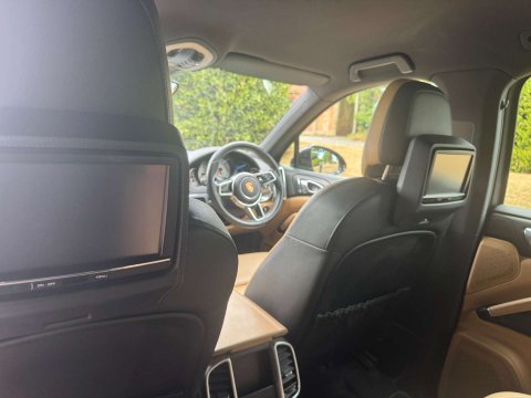Porsche Cayenne 3.0 Cayenne V6 D Tiptronic S 4WD 5dr 14