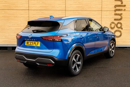 Nissan Qashqai DIG-T N-CONNECTA MHEV
