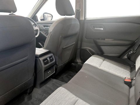 Nissan X-Trail 1.5 h e-POWER Acenta Premium SUV 5dr Petrol Hybrid Auto Euro 6 (s/s) (204 p 20