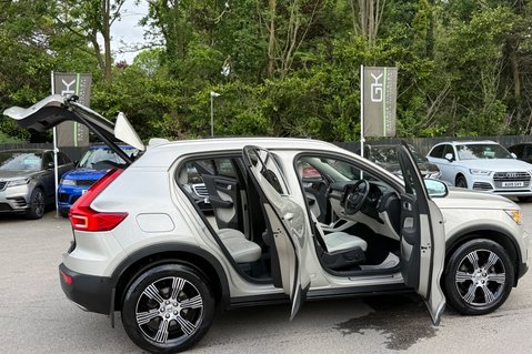 Volvo XC40 T5 INSCRIPTION AWD -XENIUM -360 CAMERA -PAN ROOF -HARMAN KARDON -WINTER PAC 18