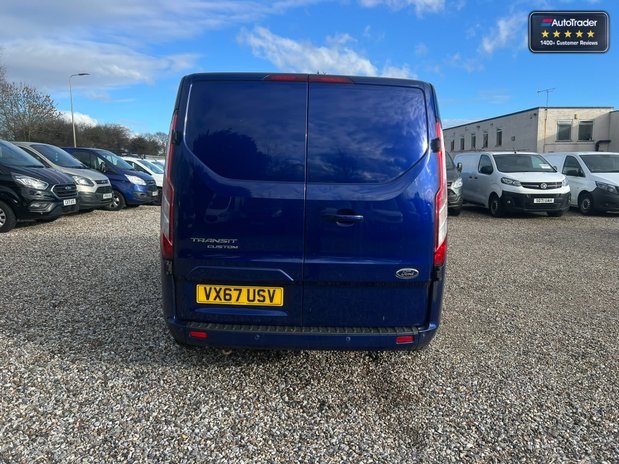 Ford Transit Custom SWB L1H1 Low Roof Limited 270 Air Con Alloys Sensors EURO 6 NO VAT 7
