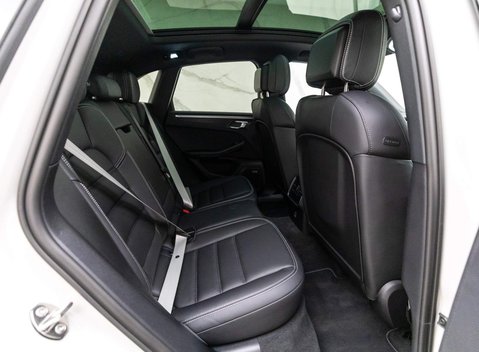 Porsche Macan 2.9T V6 GTS PDK 4WD Euro 6 (s/s) 5dr 10