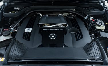 Mercedes-Benz G Class AMG G63 CARBON EDITION 46