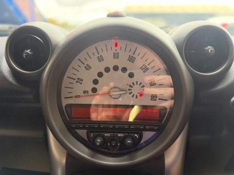 Mini Countryman 1.6 Cooper D Euro 5 (s/s) 5dr 24