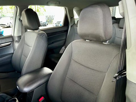 Kia Sorento 2.2 CRDi KX-1 AWD Euro 5 5dr 19