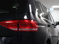 Volkswagen Touran SE FAMILY TDI BLUEMOTION TECHNOLOGY DSG 23