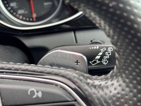 Audi RS4 4.2 RS 4 FSI Quattro Auto 4WD 5dr 41