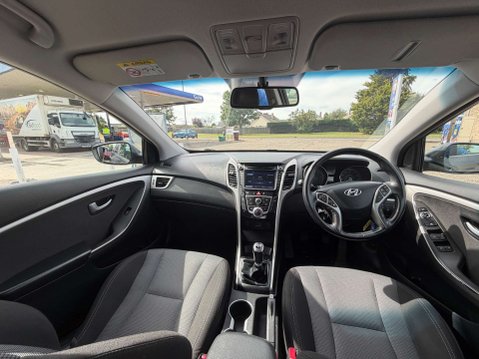 Hyundai i30 1.6 i30 SE Nav Blue Drive CRDi 5dr 23