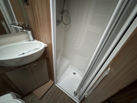 Swift Kon Tiki 669 28