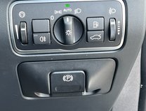 Volvo XC60 2.0 D4 R-Design Nav SUV 5dr Diesel Auto Euro 6 (s/s) (190 ps) 31