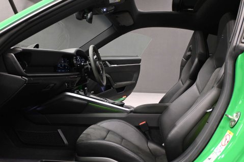 Porsche 911 3.0 911 Carrera 4 GTS Semi-Auto 4WD 2dr 37