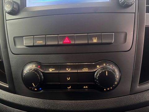 Mercedes-Benz Vito eVito 66 Progressive 28