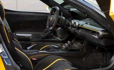 Ferrari LaFerrari Aperta 17