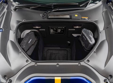 Ferrari 488 Pista 37