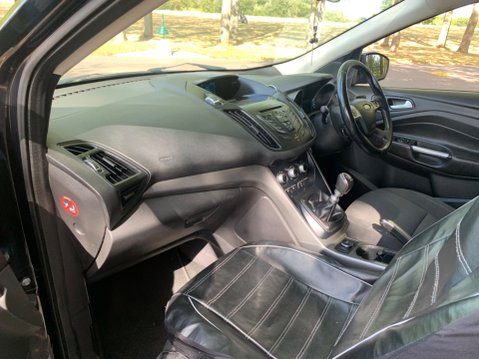 Ford Kuga ZETEC 19