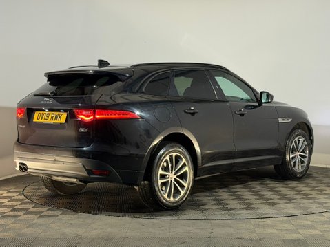 Jaguar F-Pace R-SPORT AWD 6