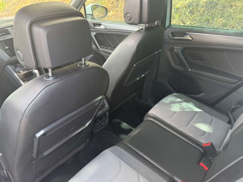 Volkswagen Tiguan 2.0 Tiguan R-Line TDI Semi-Auto 5dr 30