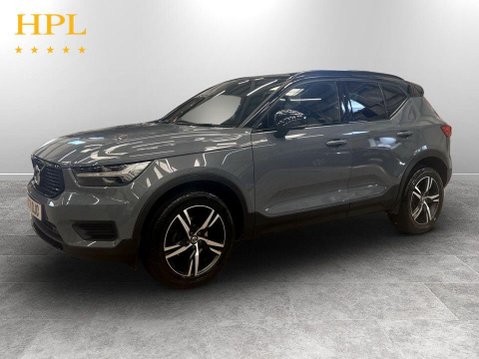 Volvo XC40 1.5 T3 R-Design SUV 5dr Petrol Auto Euro 6 (s/s) (163 ps) 3