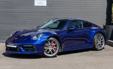 Porsche 911 Carrera S (992) 2