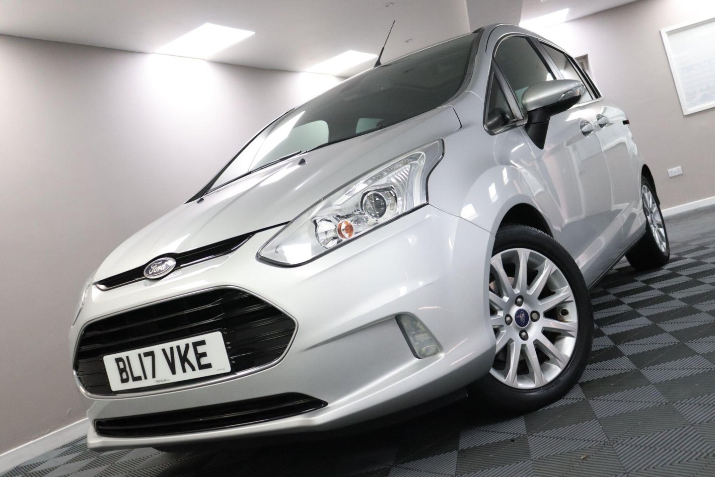 2017 Ford B-MAX — image 28