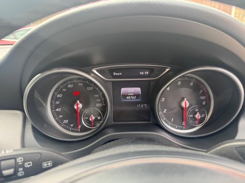 Mercedes-Benz GLA Class GLA 180 URBAN EDITION 14
