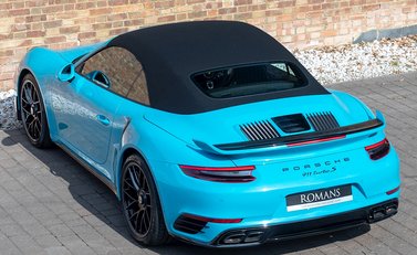 Porsche 911 (991.2) Turbo S Cabriolet 10