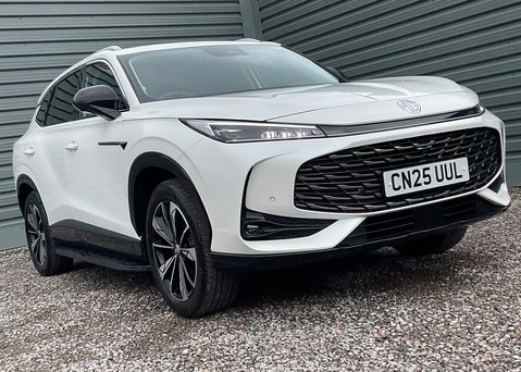 MG HS 1.5 T-GDI PHEV TROPHY 6