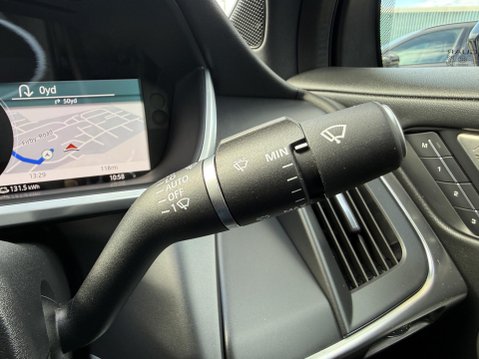 Jaguar I-Pace 400 90kWh R-Dynamic SE Black SUV 5dr Electric Auto 4WD (400 ps) 40