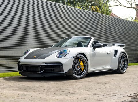 Porsche 911 Turbo S Cabriolet (992) 2