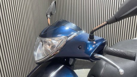 Piaggio Fly 2015 ONLY 8K RUNNING PROJECT SCOOTER SPARES OR REPAIR 125CC 10