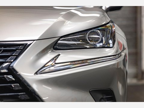Lexus NX 2.5 300h GPF Premium SUV 5dr Petrol Hybrid E-CVT 4WD Euro 6 (s/s) (197 ps) 34