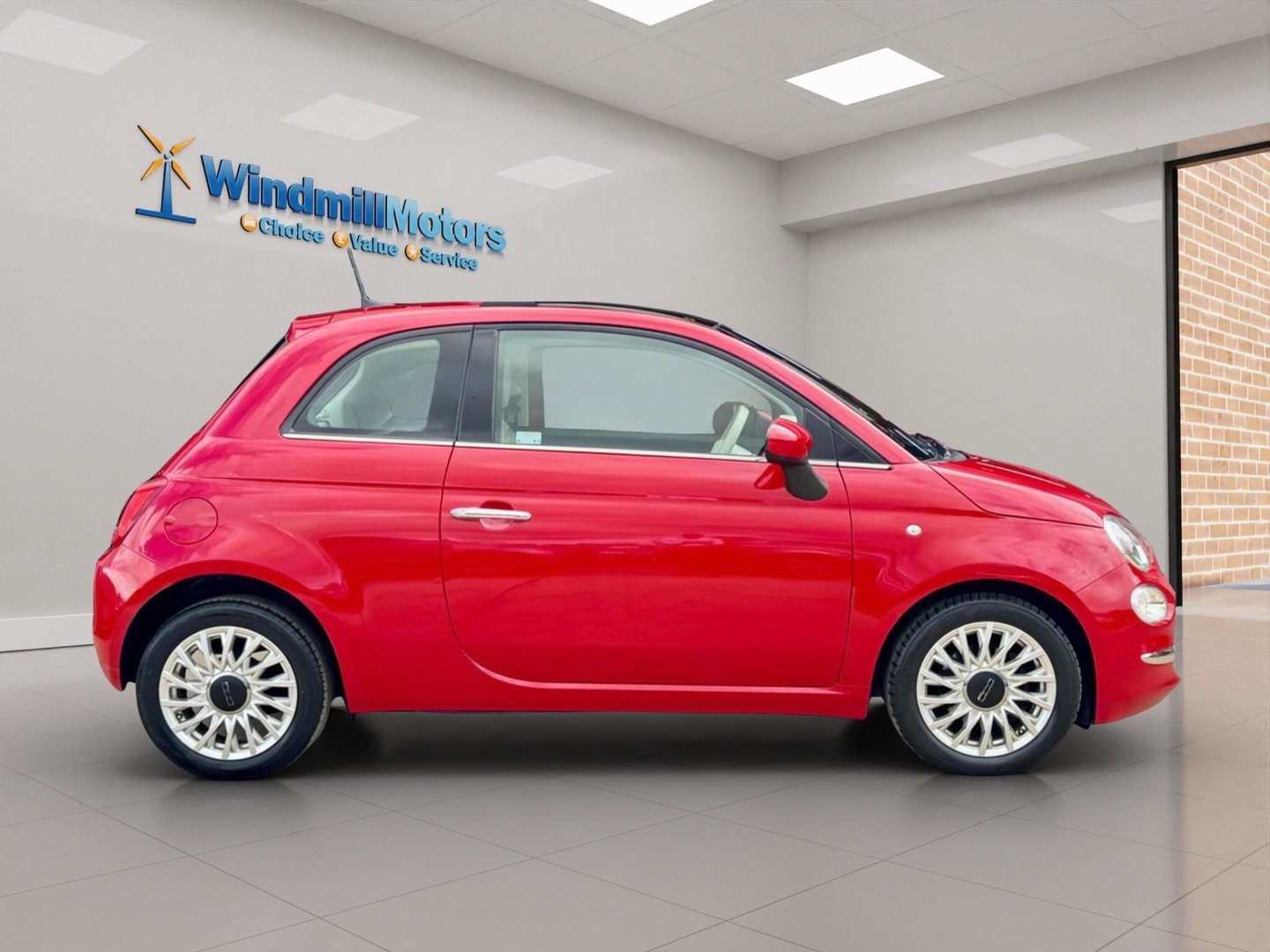 2019 Fiat 500 — image 4