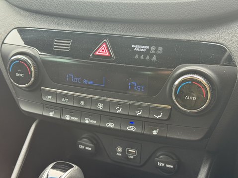 Hyundai TUCSON 1.7 CRDi Blue Drive GO! SE SUV 5dr Diesel DCT Euro 6 (s/s) (141 ps) 25