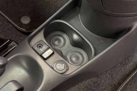 Fiat 500 0.9 TwinAir Lounge Hatchback 3dr Petrol Dualogic Euro 5 (s/s) (85 bhp) 36