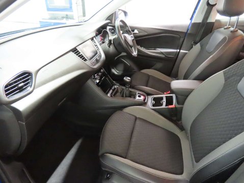 Vauxhall Grandland X 1.2 Grandland X Sport Nav T S/S 5dr 8