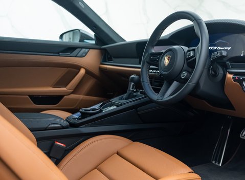 Porsche 911 GT3 TOURING (992.2) 14