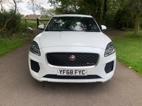 Jaguar E-Pace 2.0 Diesel R-DYNAMIC S 12