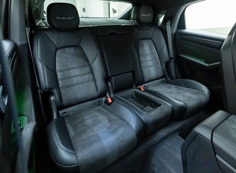 Porsche Cayenne Turbo GT 13