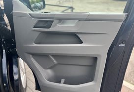 Volkswagen Transporter T32 TDI KOMBI HIGHLINE 5 SEATS 19