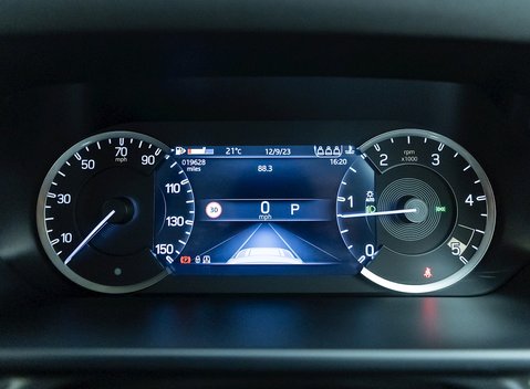 Land Rover Defender 110 D200 16