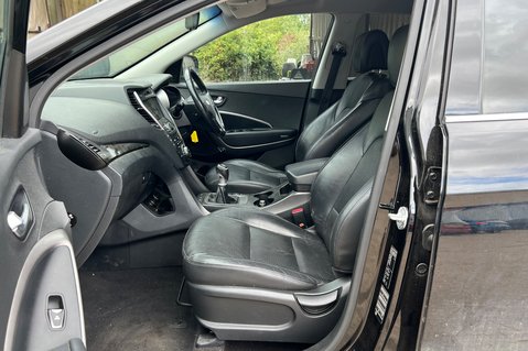 Hyundai SANTA FE PREMIUM CRDI - PART EXCHANGE TO CLEAR - MOT NOVEMBER 3
