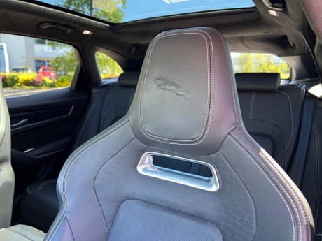 Jaguar F-Pace 2.0 D200 MHEV R-Dynamic HSE Auto AWD Euro 6 (s/s) 5dr 70