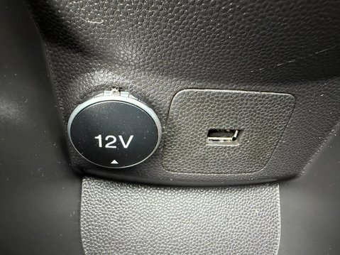 Ford Fiesta 1.0T EcoBoost ST-Line Euro 6 (s/s) 5dr 25
