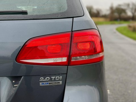 Volkswagen Passat 2.0 TDI BlueMotion Tech Executive Euro 5 (s/s) 5dr 70